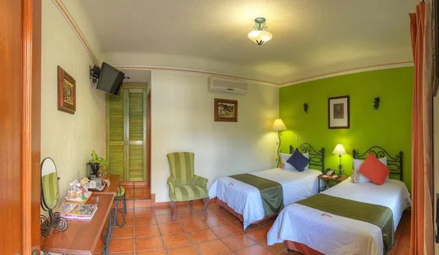 غرفة قياسية بسريرين منفصلين، Parador San Miguel 2/4