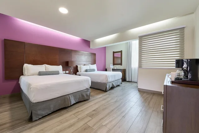 Deluxe, Double Bed, Hotel Estancia Business Class 4/10