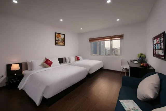 غرفة عائلية بسريرين كوين، Hanoi Aria Central Hotel & Spa 2/2