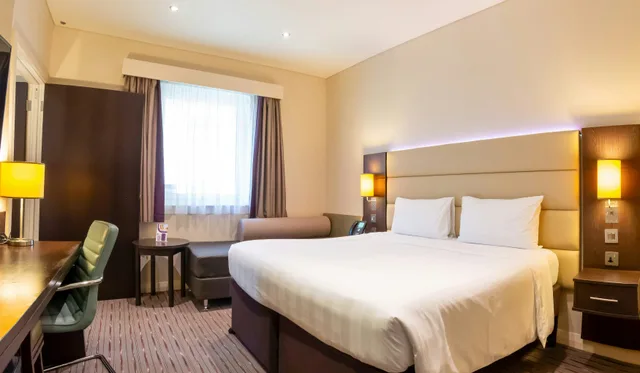 غرفة متصلة عائلية، Premier Inn Doha Education City 2/4