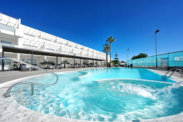 غرفة بشرفة، Aequora Lanzarote Suites 1/1