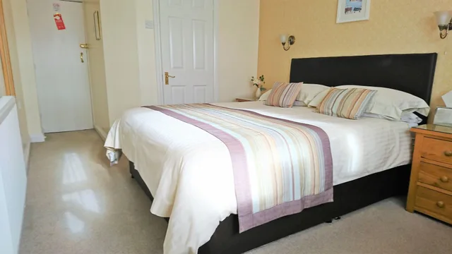 Superior, Double Bed, Ground Floor, The Baytree 1/3