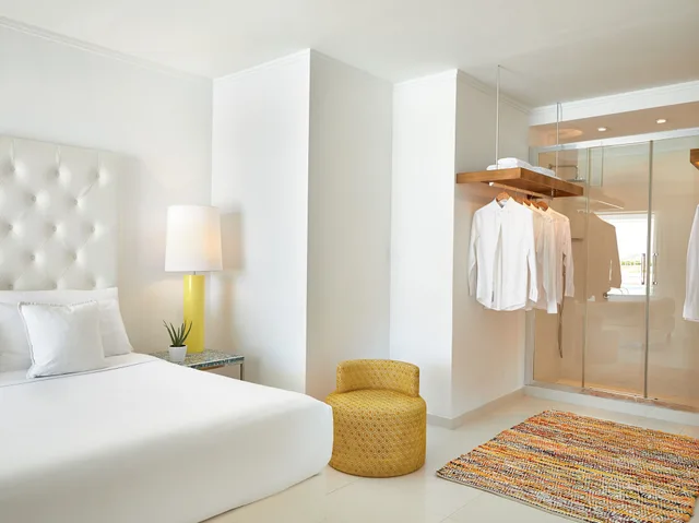 White, Family, King and Twin Beds, Sea View, Grecotel LUXME White 4/10