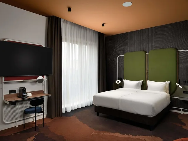 جناح جونيور مع سرير سحّاب إضافي، You Hotel Budapest - Handwritten Collection 1/10