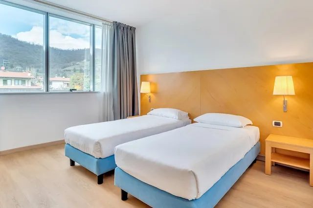 غرفة قياسية بسريرين منفصلين، B&B HOTEL Bergamo Executive 2/5