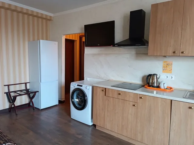 استوديو بسرير كوين بشرفة مع أريكة، KLASSIK HOTEL 1/3