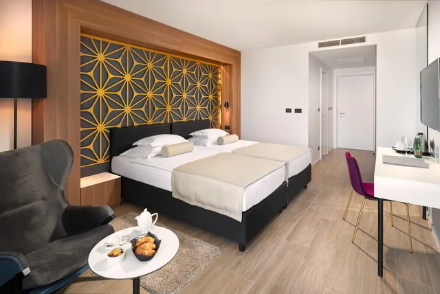 غرفة سوبيريور مزدوجة، Amphora Hotel 2/4