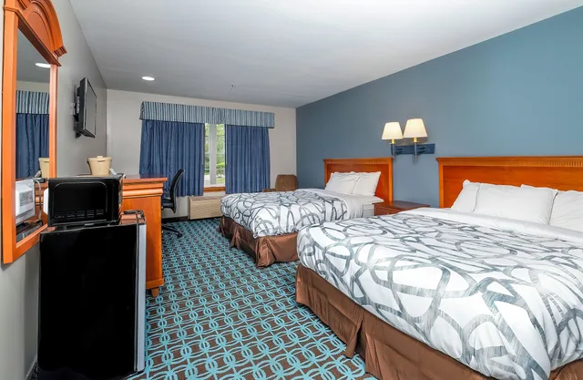 غرفة ديلوكس بسريرين كوين، Casco Bay Inn 1/10