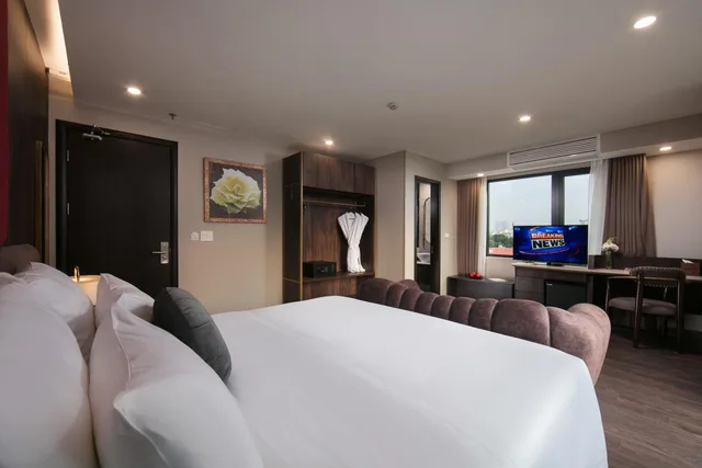 جناح تنفيذي بسرير كوين بإطلالة على المدينة، Hanoi L Heritage Diamond Hotel Spa 1/3