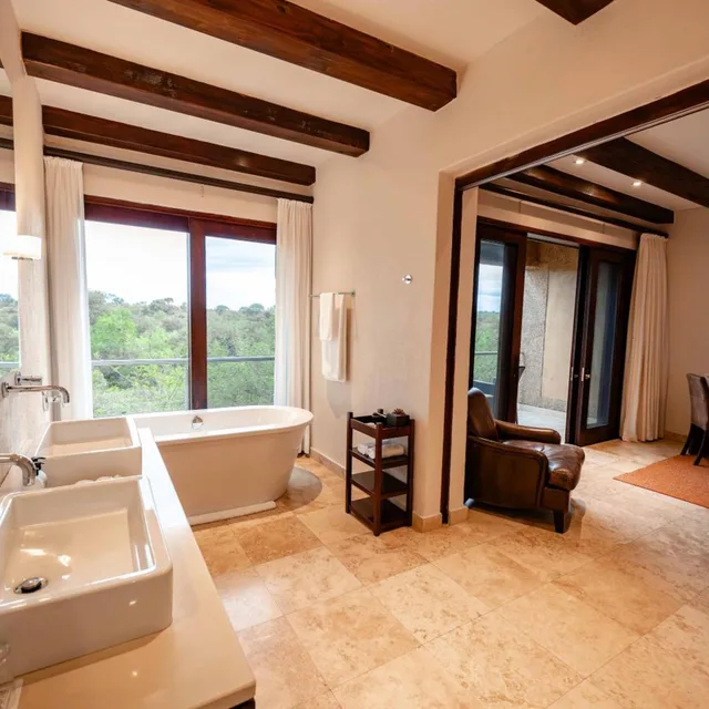 جناح، Kapama River Lodge 8/9