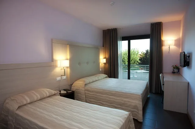 غرفة سوبيريور رباعية، Porto Azzurro 4/8