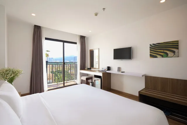 غرفة ديلوكس بسريرين منفصلين بإطلالة على الجبل بشرفة، An Vista Hotel 7/10