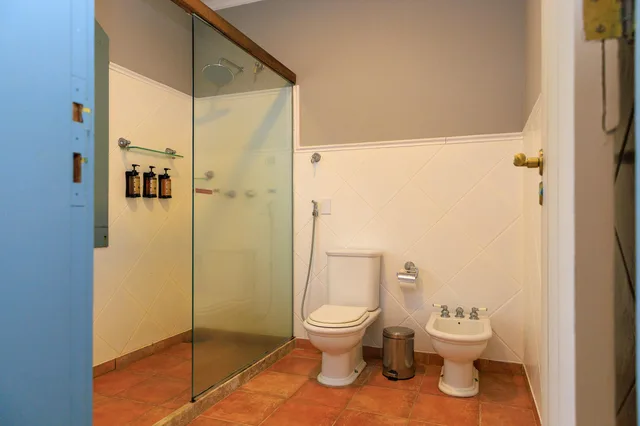 غرفة قياسية ثلاثية بسرير مزدوج وسريرين منفصلين، Vila Angatu Eco Resort and Spa 9/9