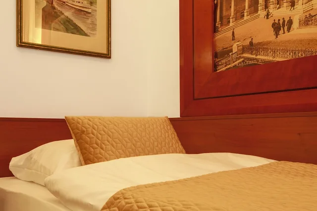 غرفة كومفورت مفردة بإطلالة على الفناء، Hotel La Bohemia 4/5