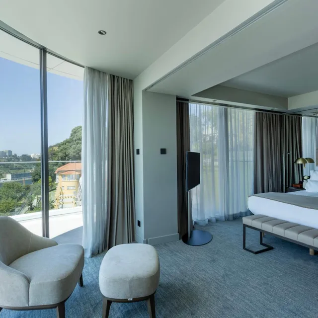 Penthouse Suite, ALTIS PORTO 1/3