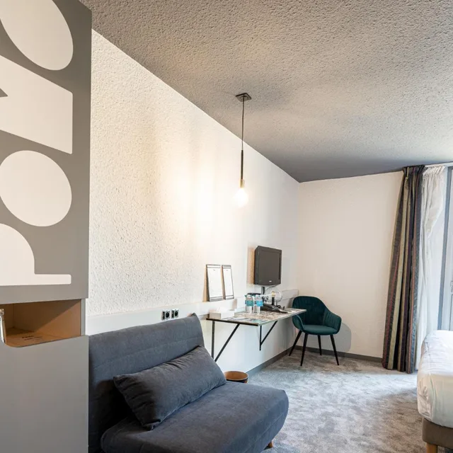غرفة بسرير مزدوج لذوي الإعاقة، Best Western Hotel Restaurant Dauphitel 7/9