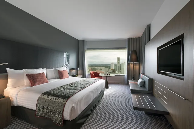 The Level, Premium, Eiffel View, Lounge Access، Melia Paris La Defense 2/4