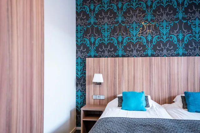 غرفة قياسية بسريرين منفصلين، Martini Hotel 3/6