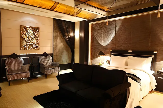 غرفة حصرية، Dryad Motel 1/1