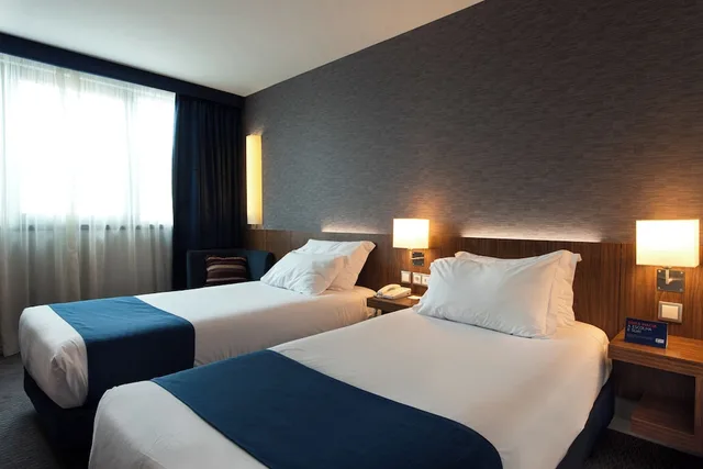 غرفة قياسية بسريرين منفصلين، HOLIDAY INN EXPRESS LISBON AIRPORT 5/8