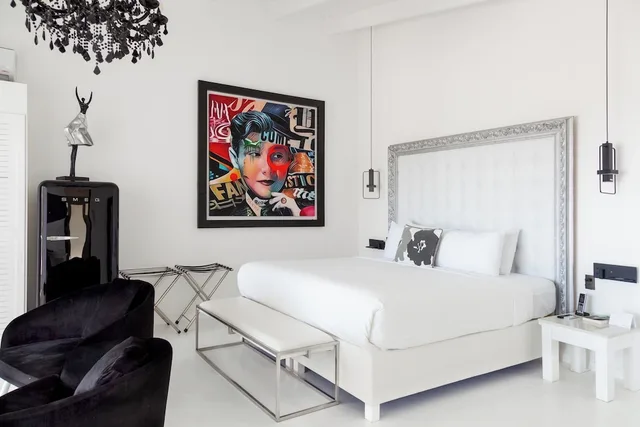 Romantic, Suite, King Bed, Beach Front، Le Cameleon Hotel 1/2