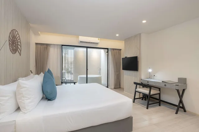 غرفة بريميوم سوبيريور بسرير مزدوج، Best Western Plus Carapace Hotel Hua Hin 1/4
