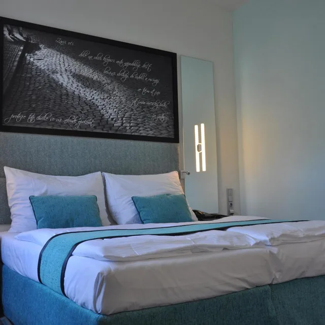 غرفة بسرير كينج، Red And Blue Design Hotel Prague 5/10