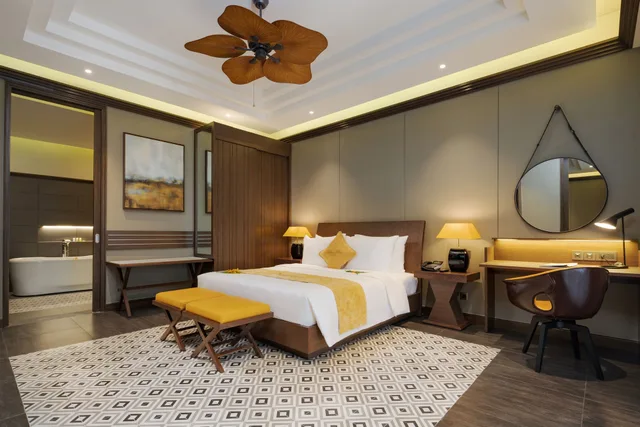 جناح بريميير بسرير كوين، Senna Hue Hotel 4/6