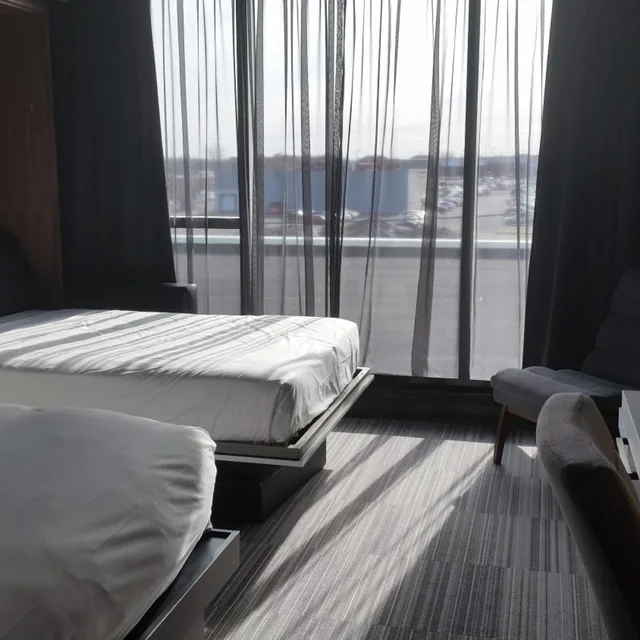 غرفة سوبيريور بسريرين مزدوجين، Grand Times Hotel Drummondville 5/9