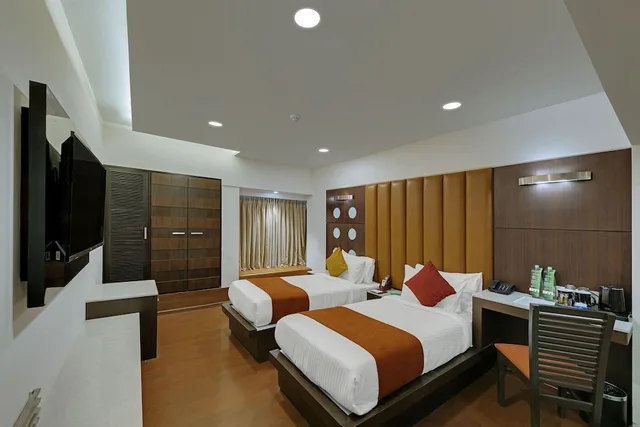 غرفة ديلوكس بسرير مزدوج، Comfort Inn Metropolis Mumbai 3/10