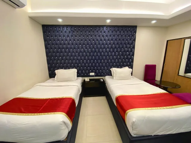 غرفة ديلوكس بسريرين منفصلين بإطلالة على المدينة، Park Hyatt Dhaka 3/4