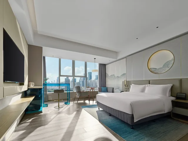 غرفة ديلوكس تنفيذية بسرير كينج، Grand Skylight Garden Hotel Shenzhen 2/4