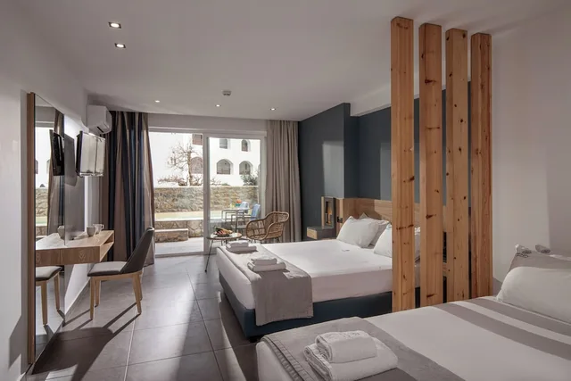Superior, 1 Double and 1 Single Bed, Outdoor Jetted Tub، Enorme Infinity Beach 3/9
