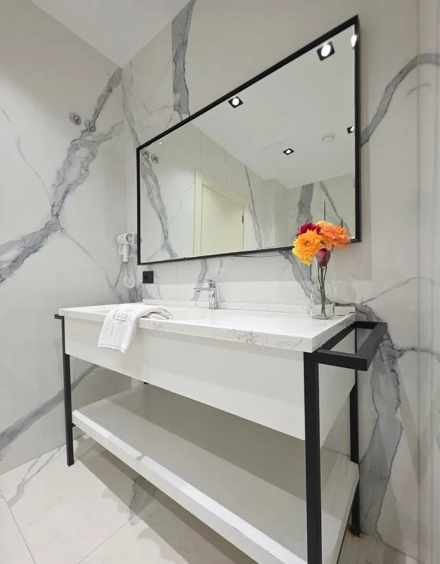 Double Deluxe Room with Extra Bed، Valza Boutique Hotel 7/7
