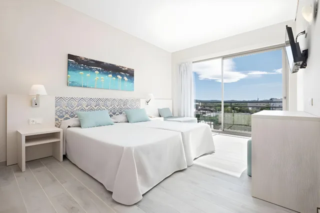 غرفة بسريرين منفصلين، Azuline Hotel Llevant 2/2