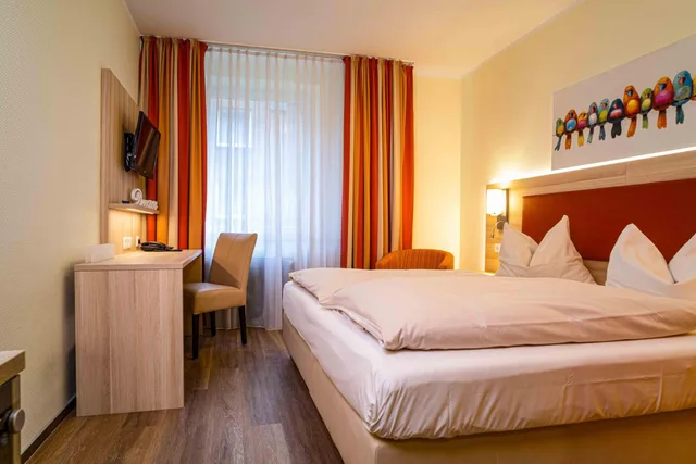 غرفة قياسية بسرير مزدوج، Hotel Am Stadtpark Hilden 3/10