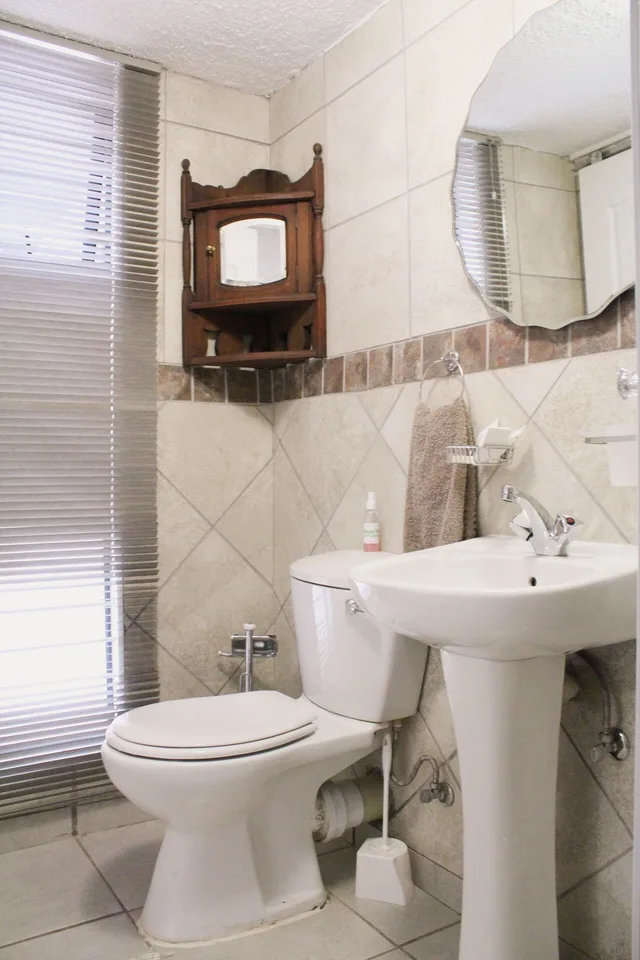 Self Catering, Family، Vineyard On The Hill Guest House 5/10