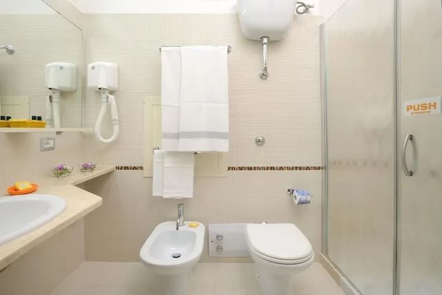 Room, Double or Twin Bed, Hotel Oasis Alghero 9/10