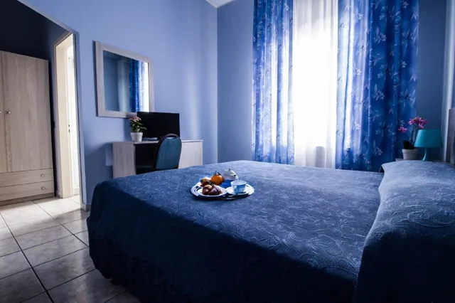 غرفة بسرير كوين، Miramare 5/9