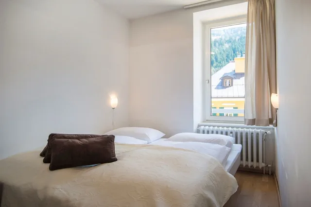 3 Bedrooms, Apartment, 2 Double Beds, 2 Bunk Beds, Courtyard View, 2 Bathrooms, Sofa، Haus Lothringen 2/3