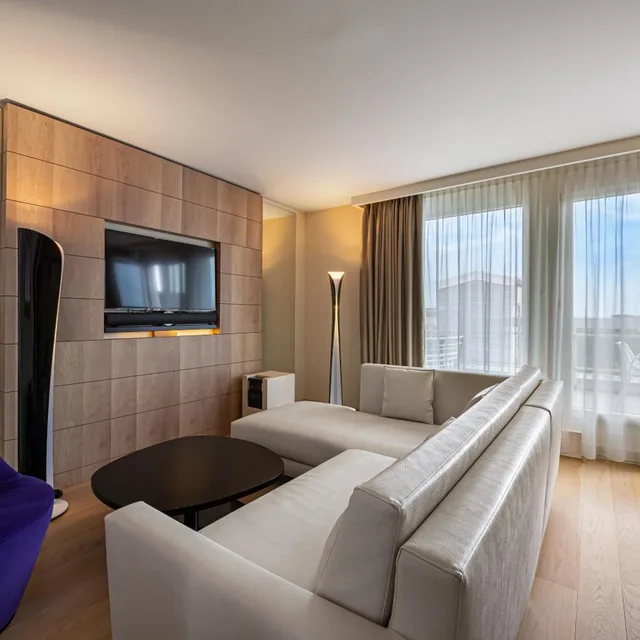 جناح بإطلالة على البحيرة، Hotel N Vy 3/6