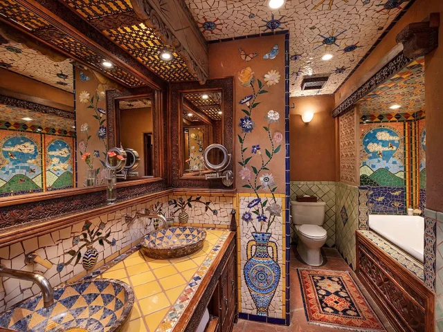 غرفة بريميوم بسرير كينج، The Inn Of Five Graces 1/1