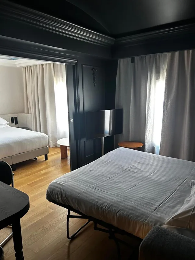 Monceau, Suite, King Bed, Sofa, Le Mathurin Hotel & Spa 2/10