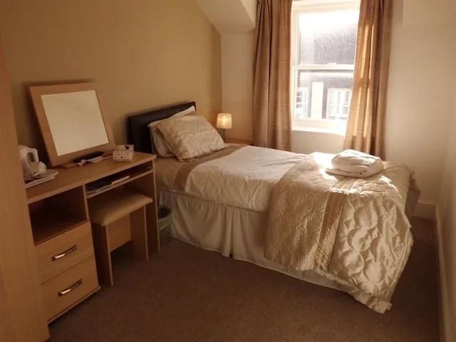 غرفة قياسية مفردة بسرير فردي، The Golden Lion Hotel 5/5