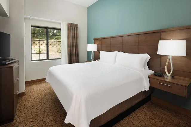 جناح بسرير كوين، Staybridge Suites Durham Chapel Hill Rtp 1/2