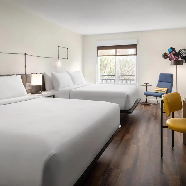 Aloft, Guest Room, King Bed, 2 King Beds، Aloft Mountain View 1/7