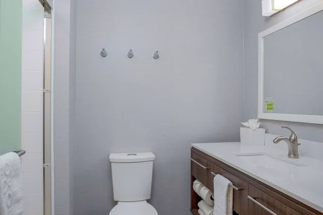 استوديو بسرير كينج مع أريكة لذوي الإعاقة، Home2 Suites By Hilton Bloomington 2/4