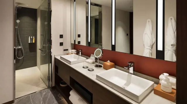 جناح بسريرين، Fuji Speedway Hotel, The Unbound Collection by Hyatt 2/3