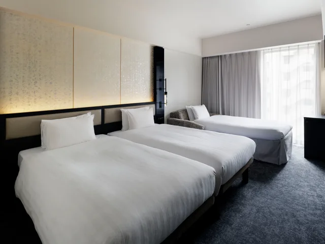 غرفة قياسية بسريرين مع سرير إضافي بحوض استحمام، Mitsui Garden Hotel Fukuoka Nakasu 3/4
