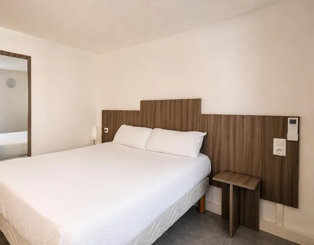 غرفة قياسية بسرير كوين، BRIT HOTEL PLAISANCE 3/5